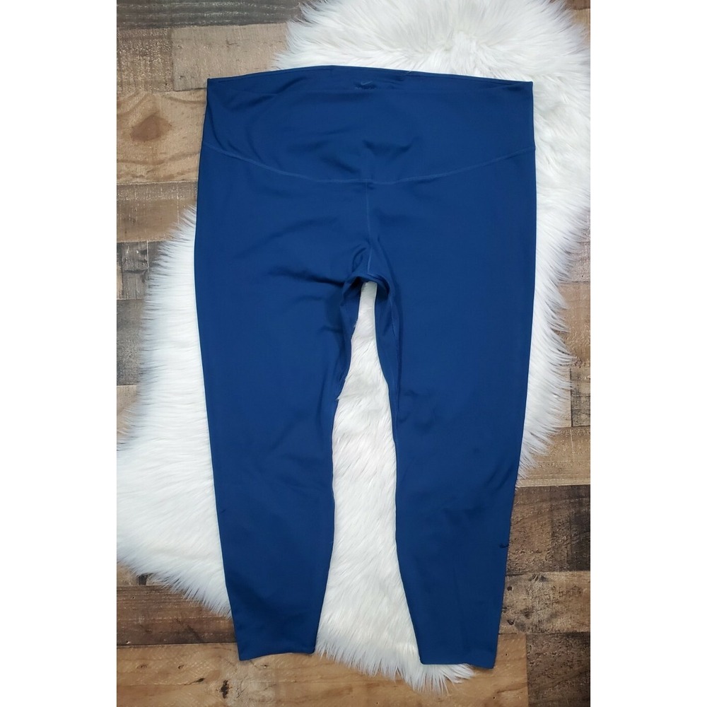 Nike Dri-Fit Women's Plus Size 3X Training Performance Crops Tight Fit Blue